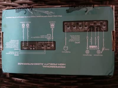 Title:  TEYUK Q-24 Professional Audio Mixer – Box Pack