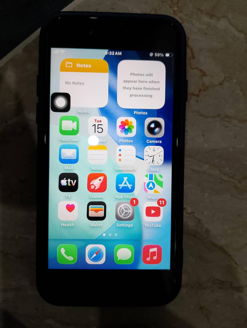 Apple iPhone SE 6