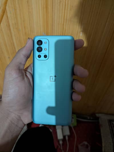 One Plus 9r