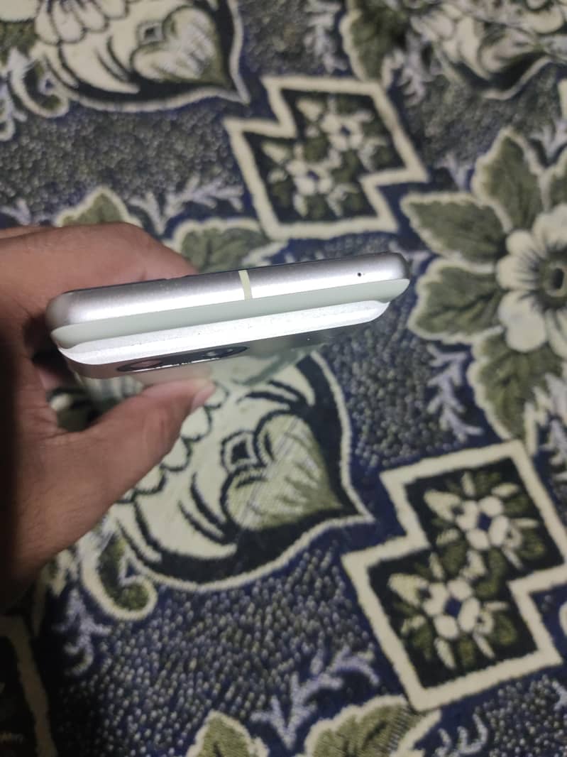 Google Pixel 7 2