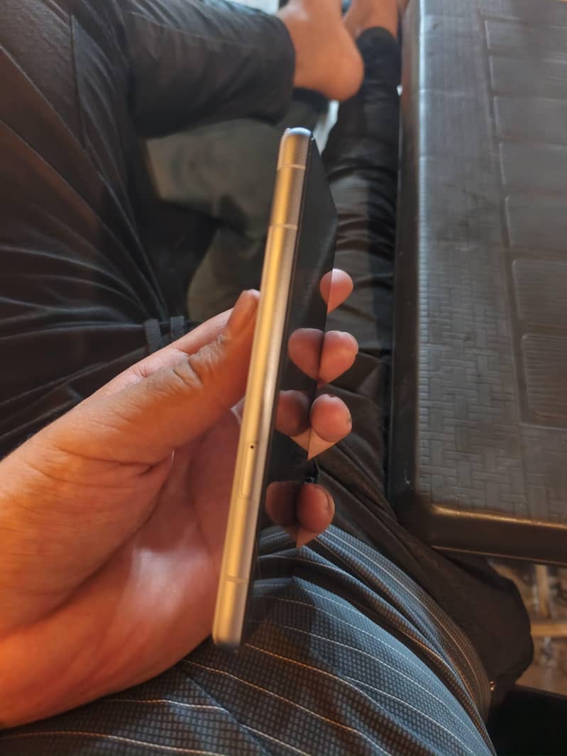 Google Pixel 7a 6