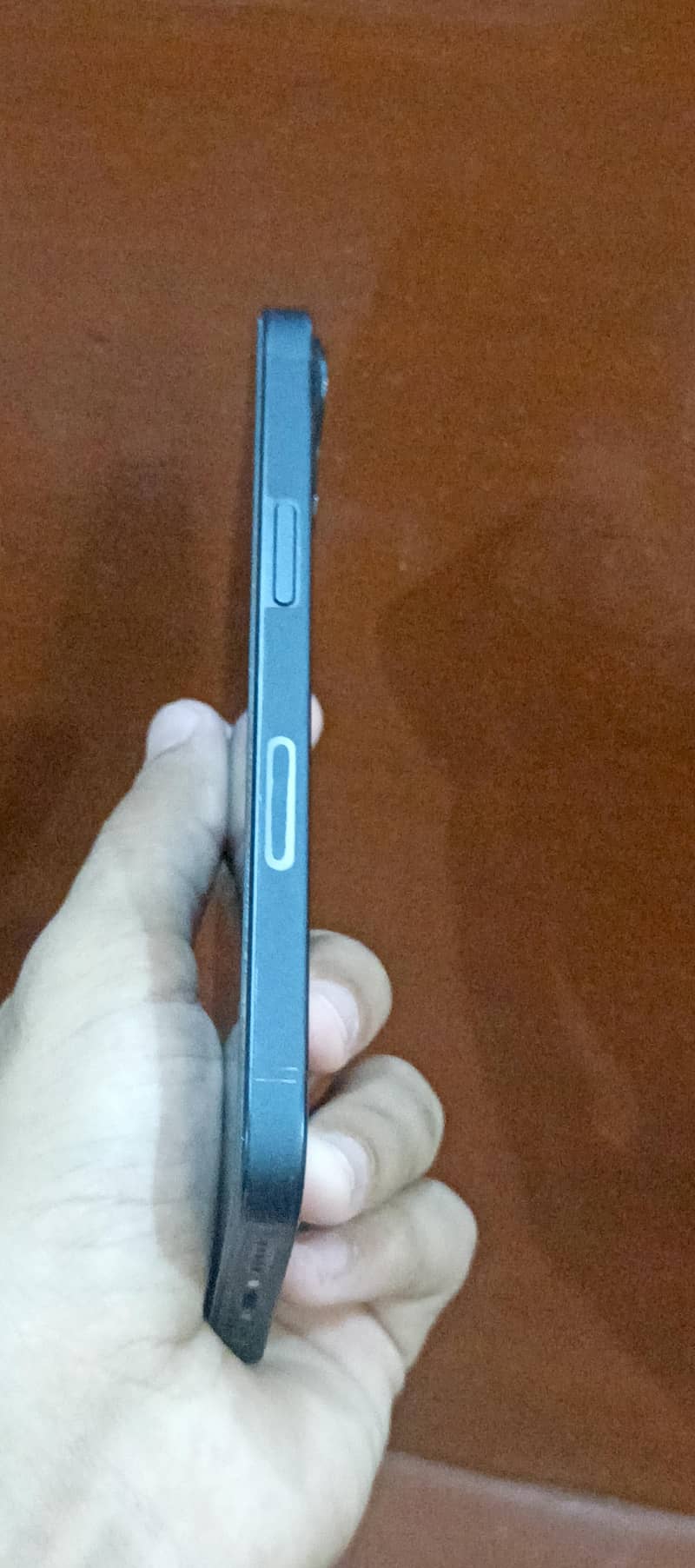 Apple iPhone 13 2