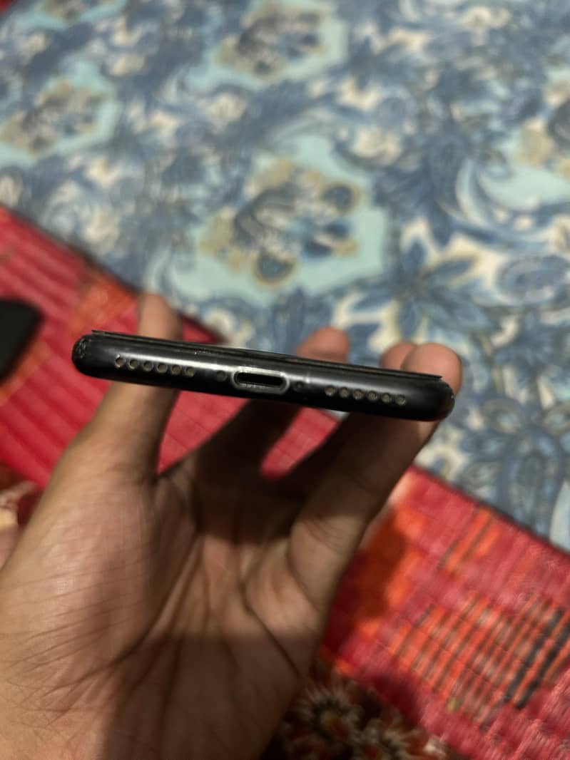 Apple iPhone SE 3