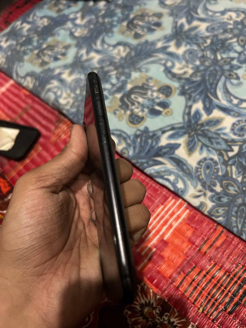 Apple iPhone SE 4