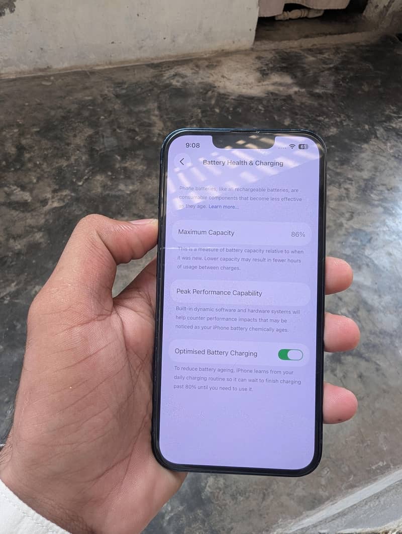 Apple iPhone 13 5