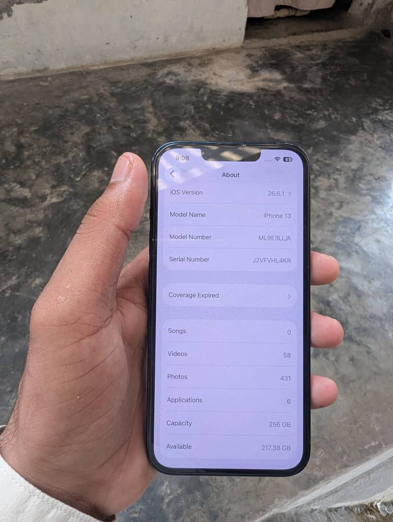 Apple iPhone 13 6