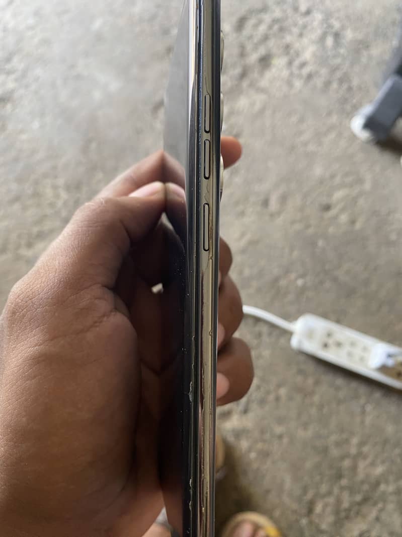 Tecno CAMON 40 Pro 5