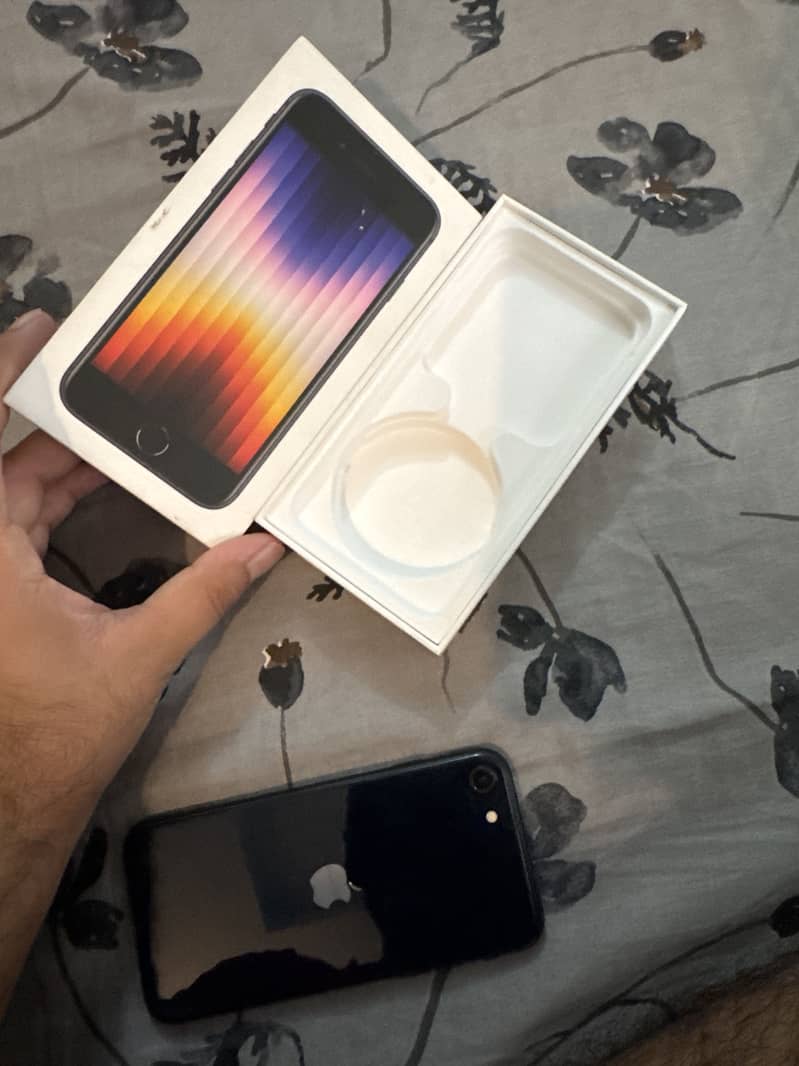 IPhone SE 3 2