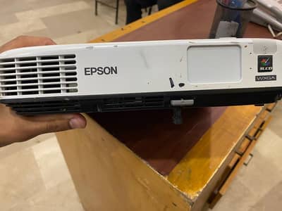 Epson Used Projector Contact 03333749543