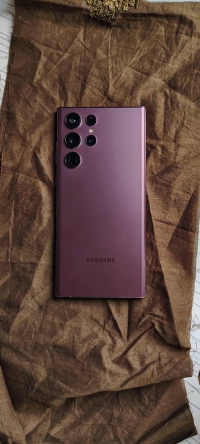 Samsung Mobile S22 Ultra urgent sale