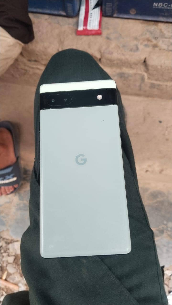 Google Pixel 6a 5