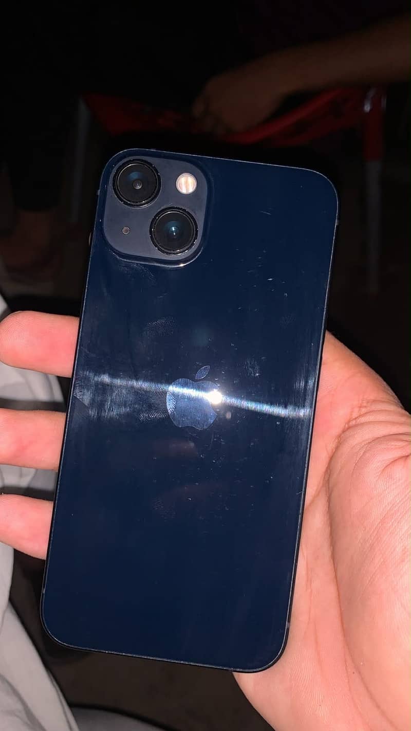 Apple iPhone 13 1