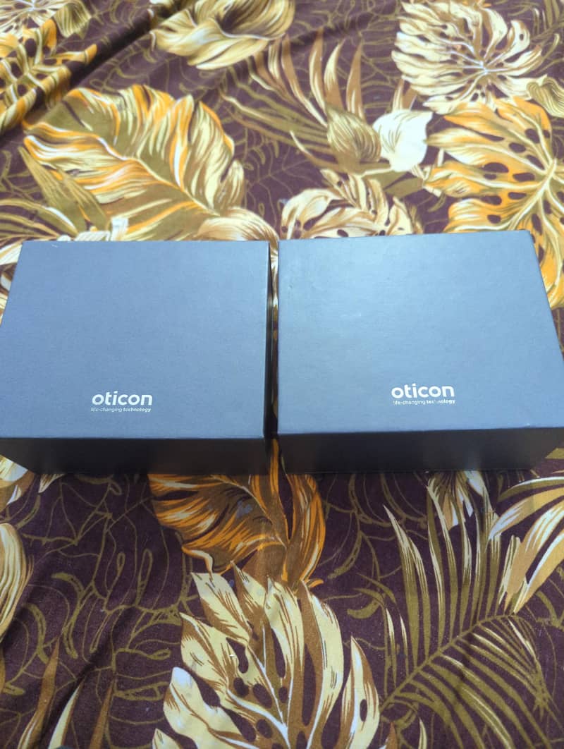 oticon Dynamo 1