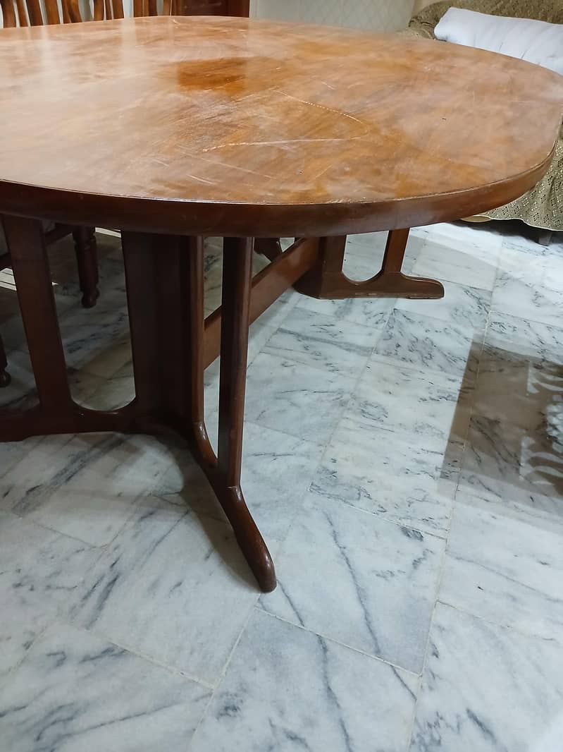Dining table without chairs 3