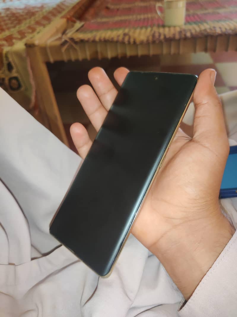 Infinix Note 40 Pro 3