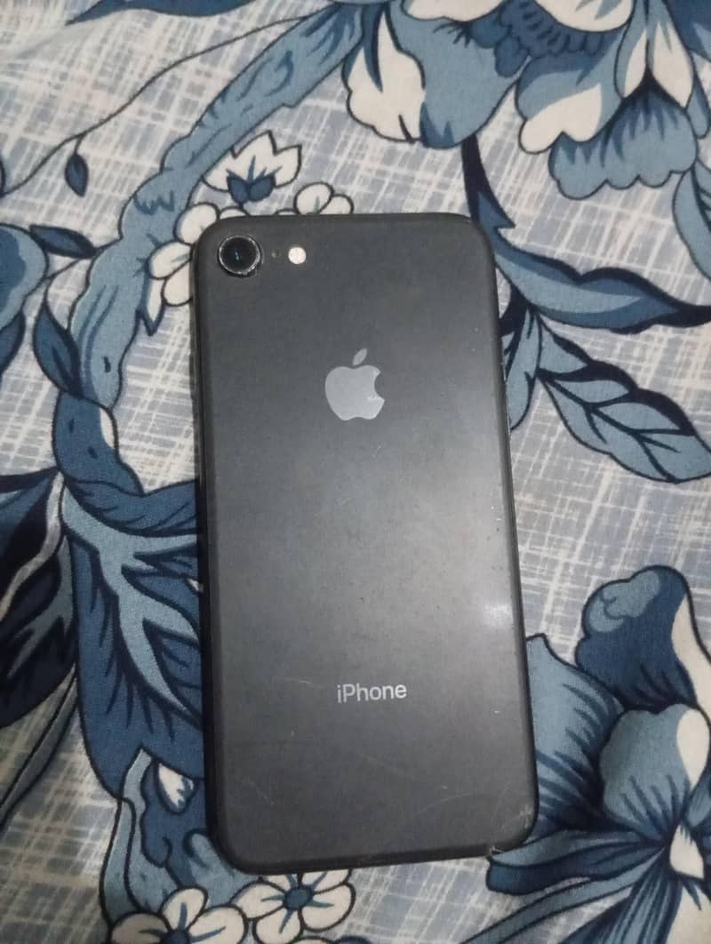 Apple iPhone 8 2