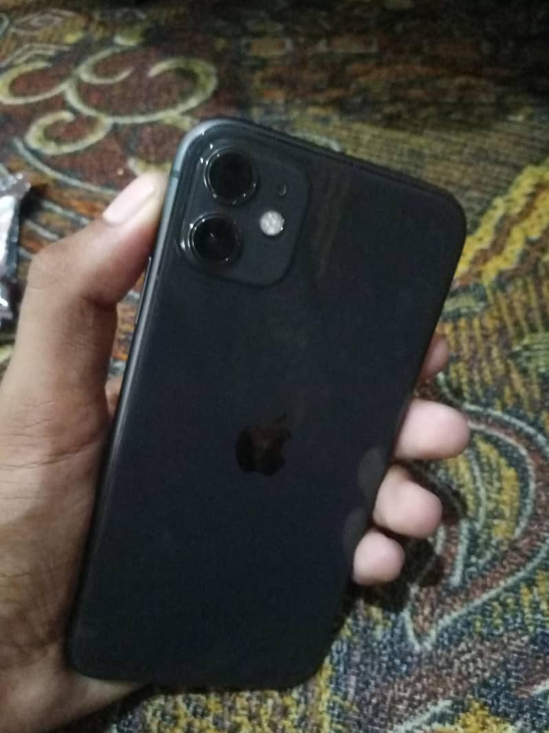 Apple iPhone 11 8