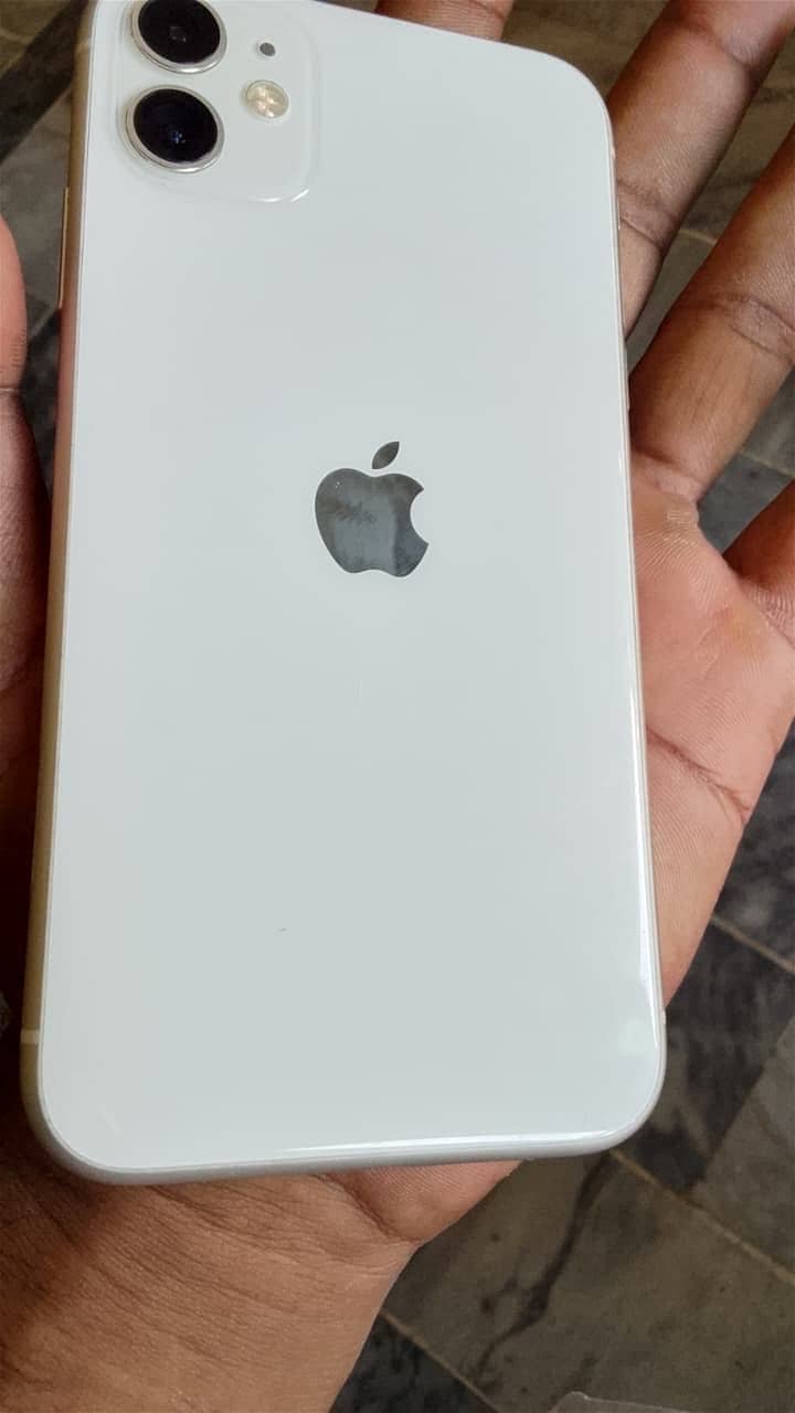 Apple iPhone 11 6