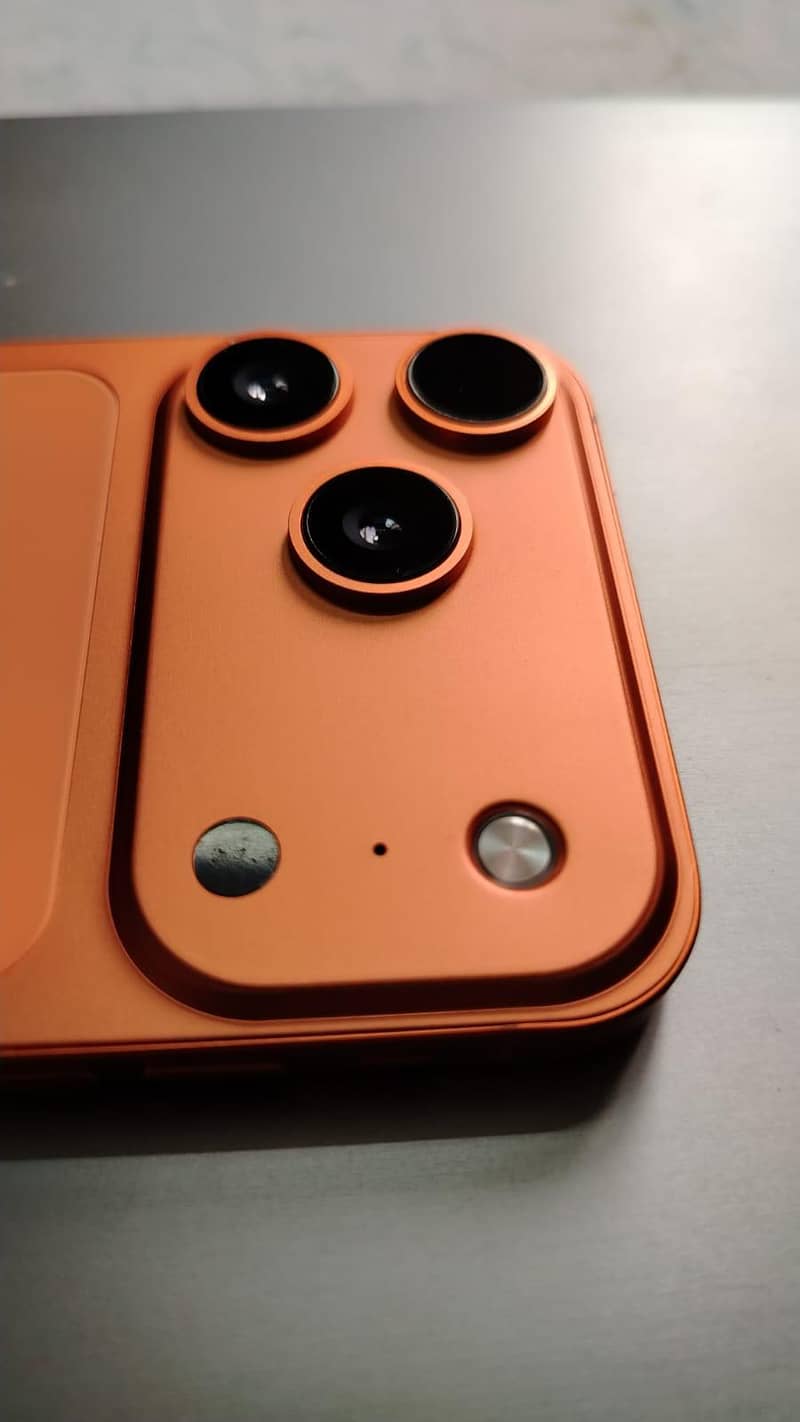 Apple iPhone 11 3