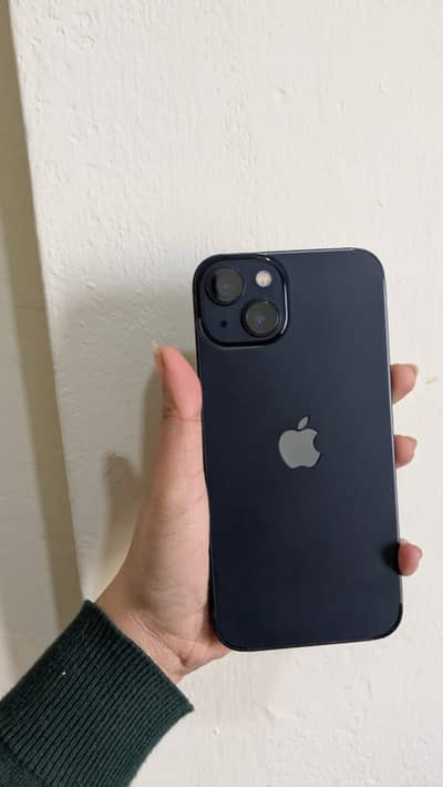 Apple iPhone 13