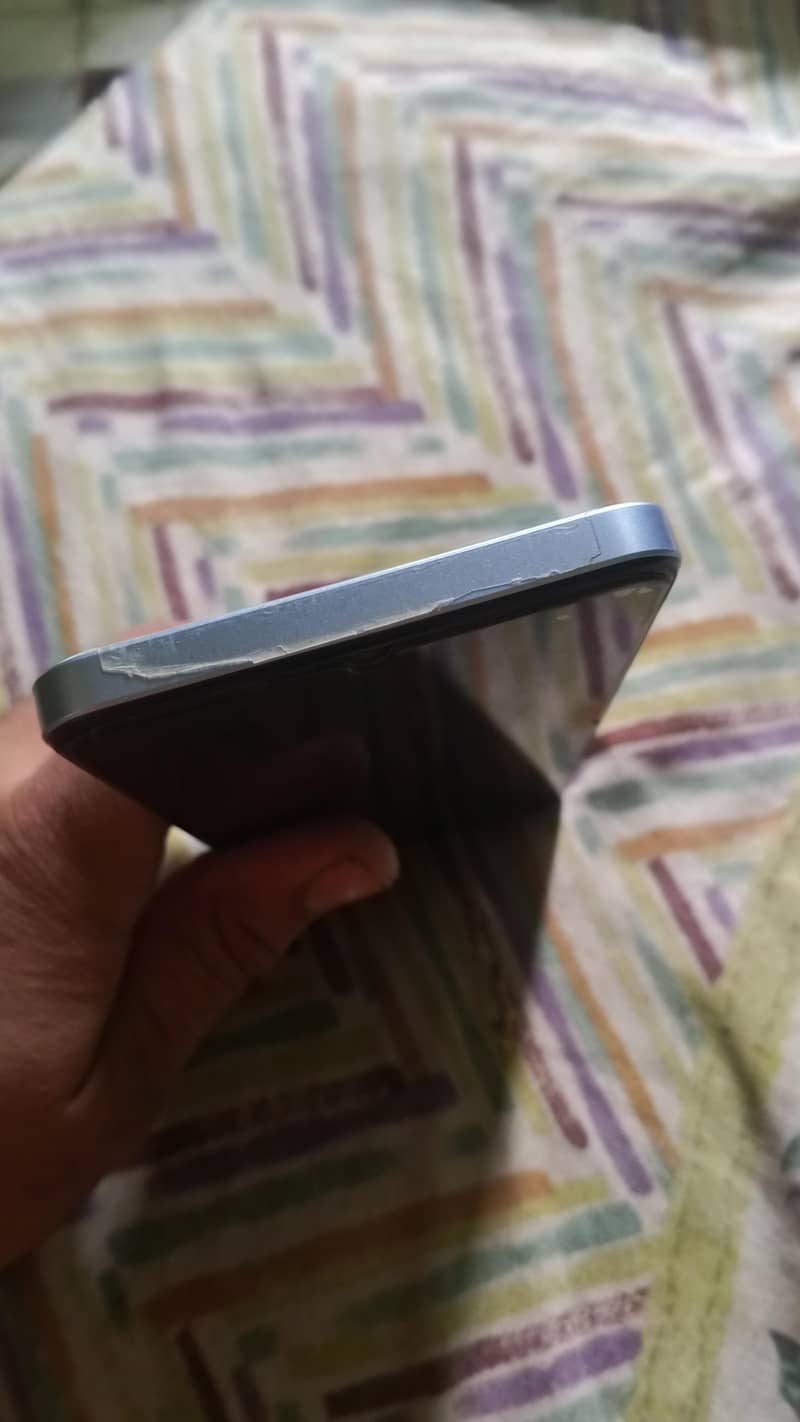 Realme Note 60 1