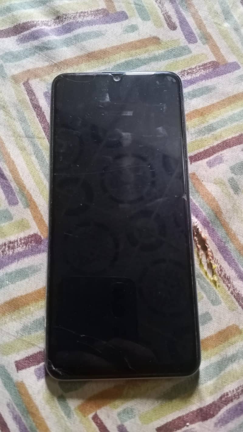 Realme Note 60 6