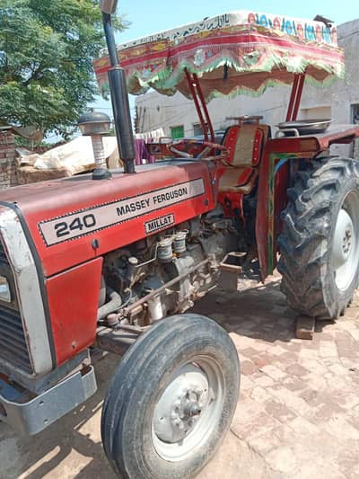 240 tracktor