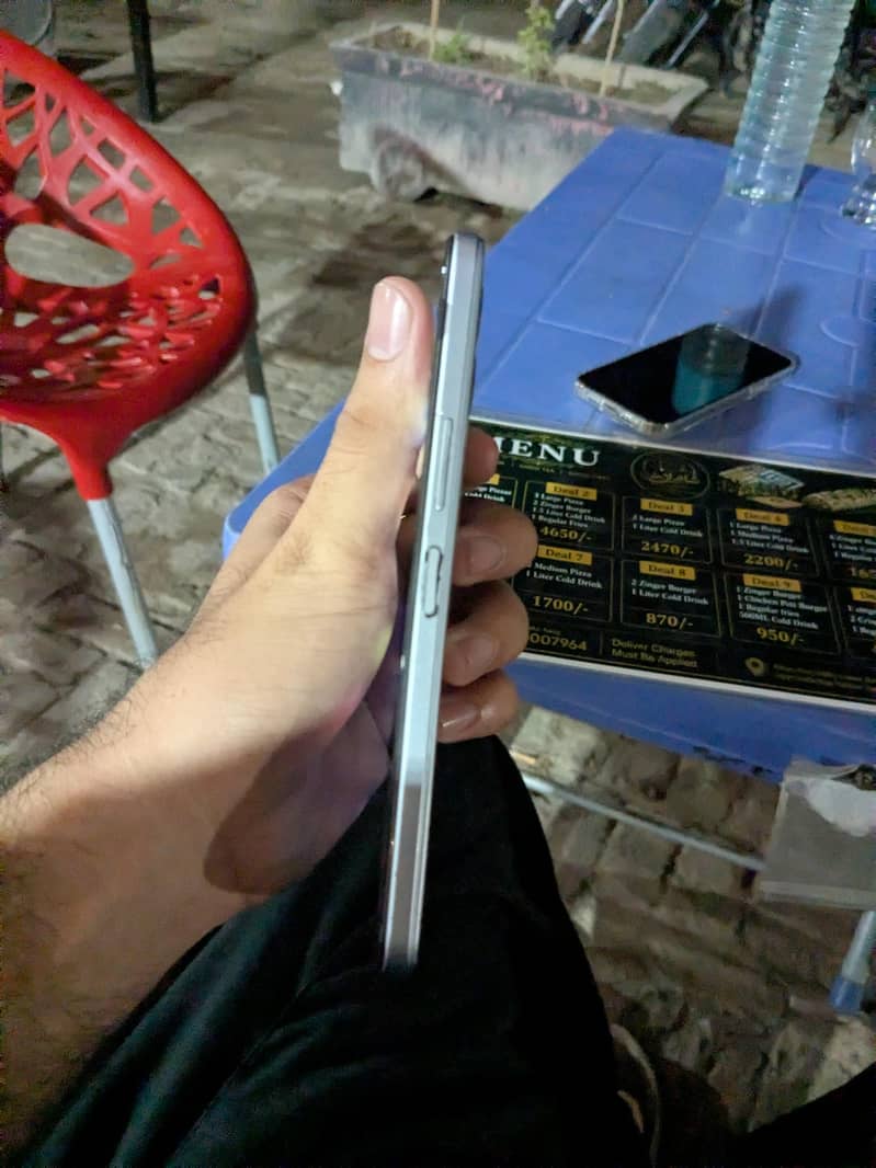 Infinix Note 12 6