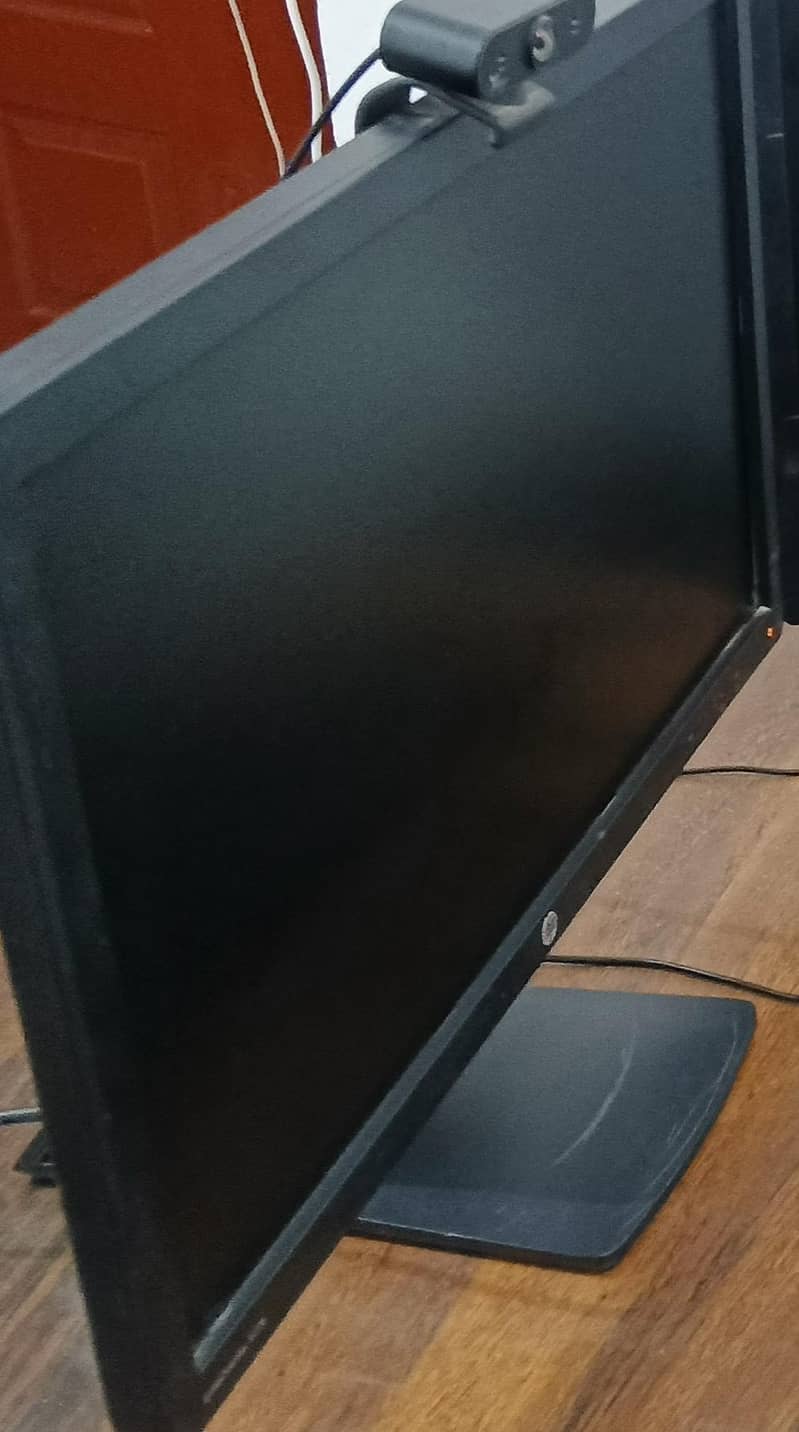 HP ELITE Display E231 1