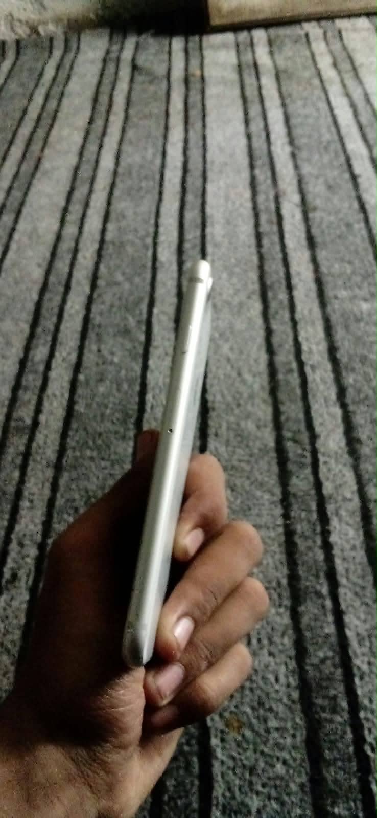 Apple iPhone 8 2