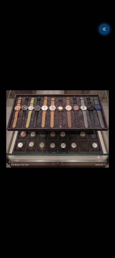 stylish analogue watches for sale premium condition