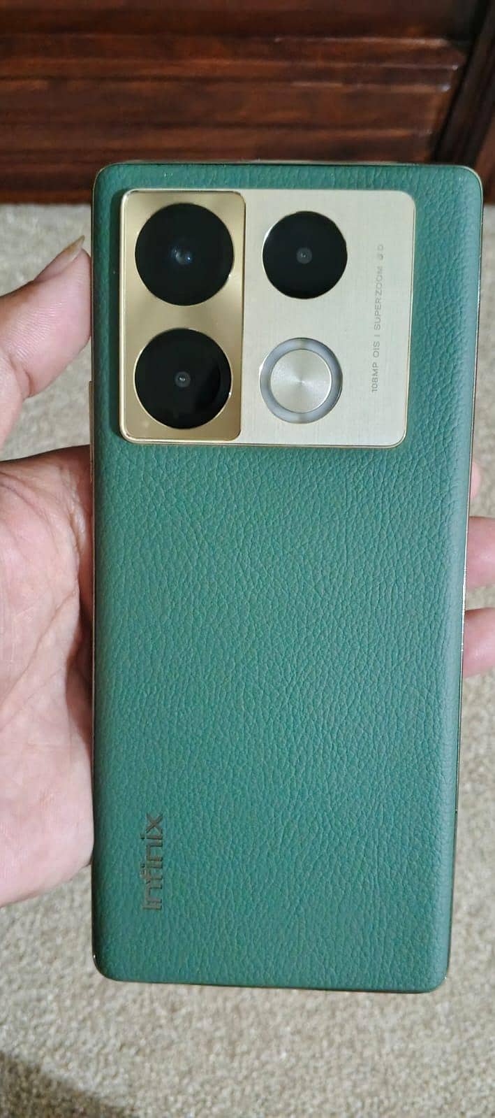 Infinix Note 40 Pro 4