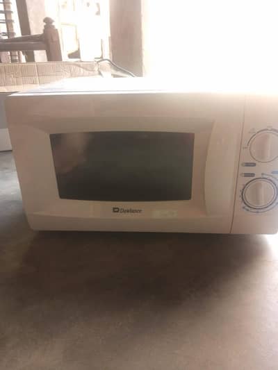 Dawlance Microwave oven unused