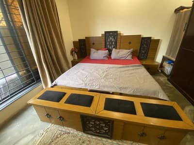 Wooden Bed Set with Side Tables & Settee | Slightly Used | 9/10