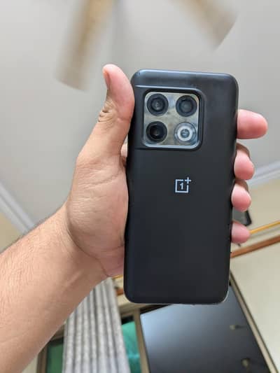 One Plus 10 Pro