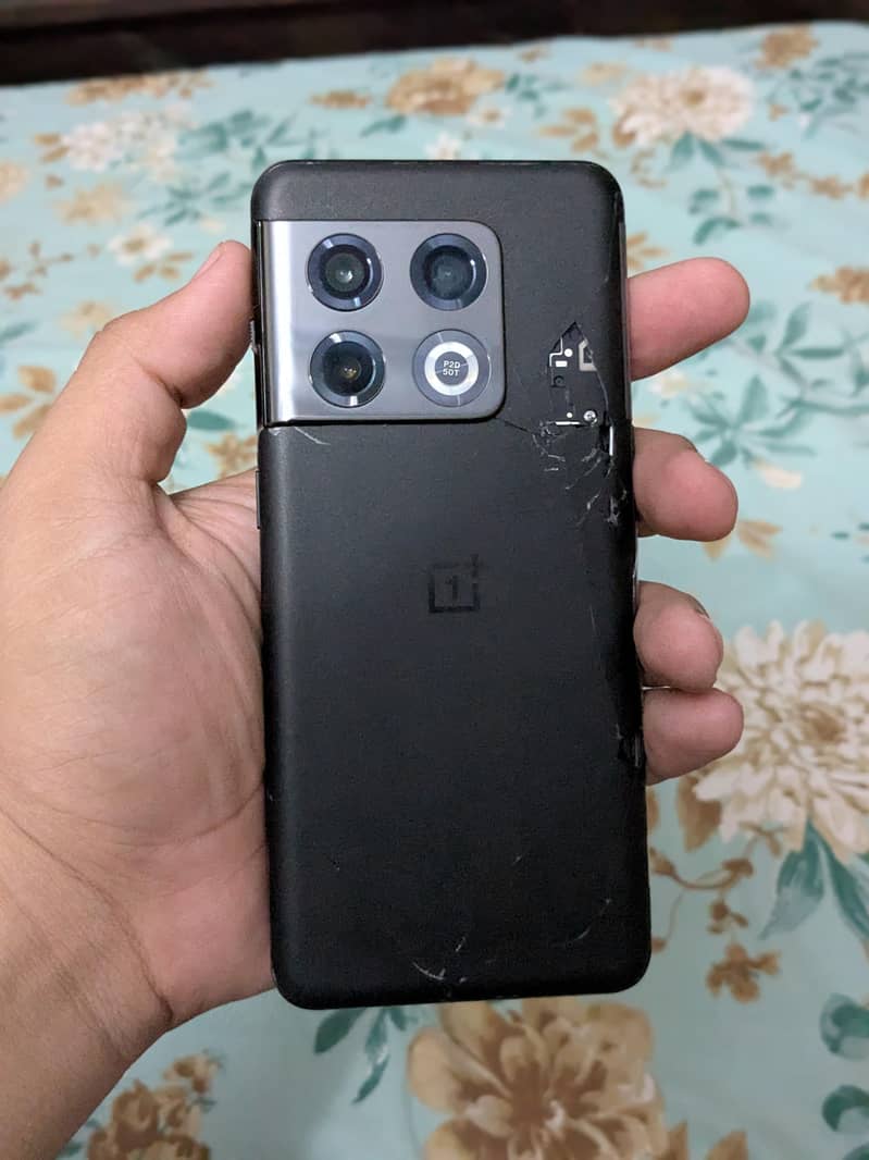 One Plus 10 Pro 5