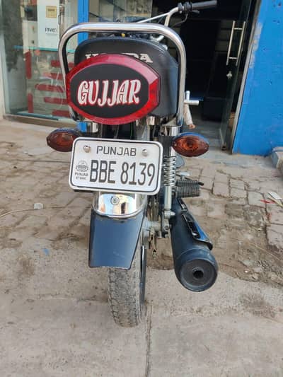 HONDA 125  BLACK COLOR SALE 25 MODEL TOTAL ORIGINAL