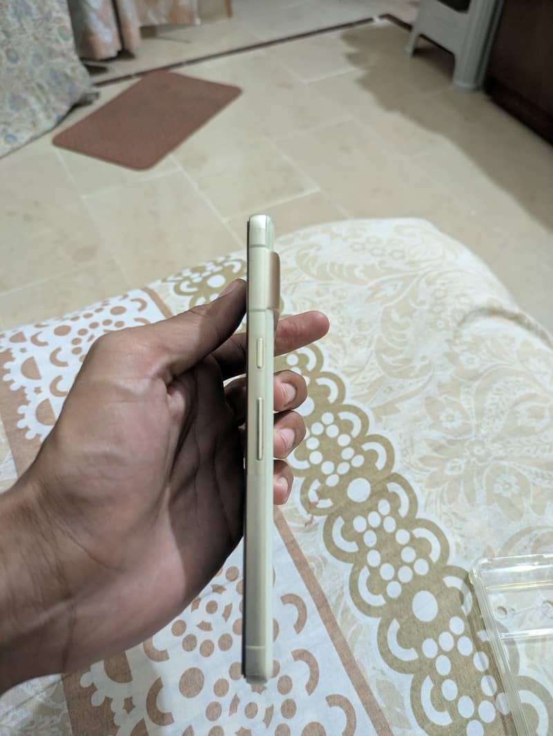 Google Pixel 7 3