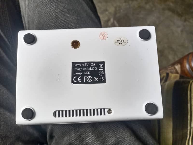 Mini projector Almost new condition 2