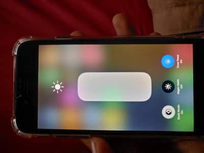 iphone 8 10/10 condition 64 gb battery health 87% all okay