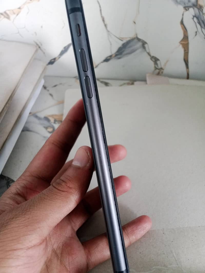 iphone 8 plus 3