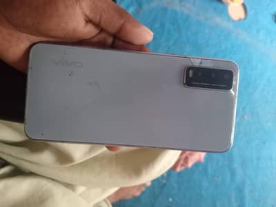 Vivo V20