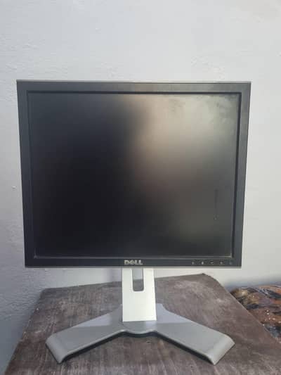 17 Inches Dell monitor 10/10