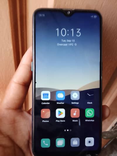 OPPO F9