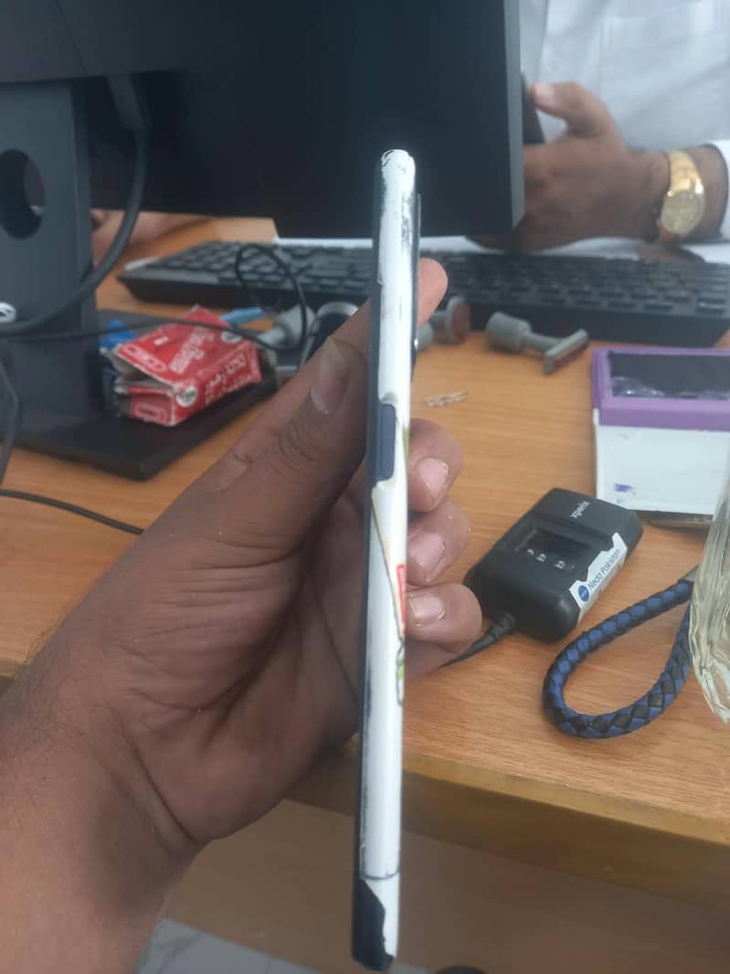 OPPO A54 3