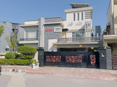 1 Kanal Luxury Designer House for Sale Phase 8, Bahria Town Rawalpindi