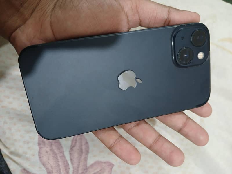 Apple iPhone 13 7