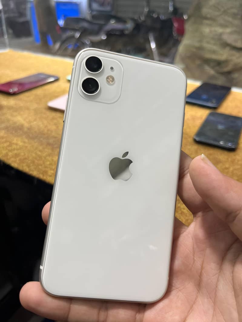 Apple iPhone 11 2