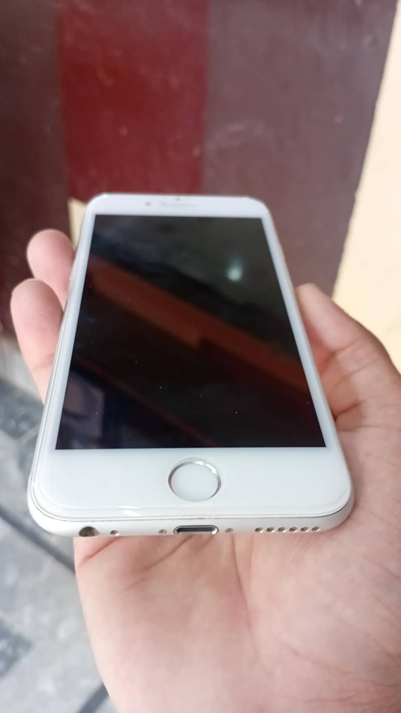 Apple iPhone 6 0