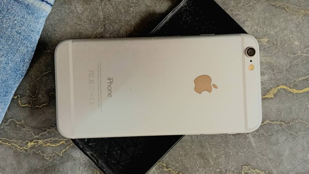 Apple iPhone 6 5